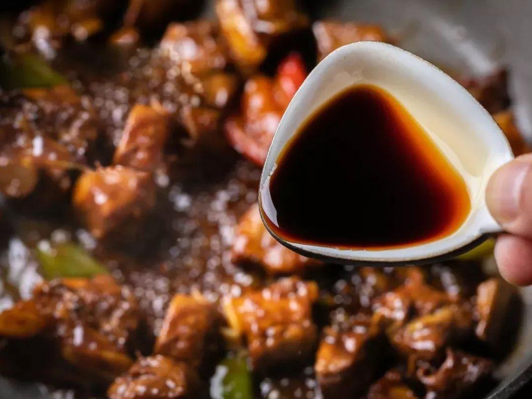 丸庄黑豆酱油世家 古法缸酿，百年一味传匠心